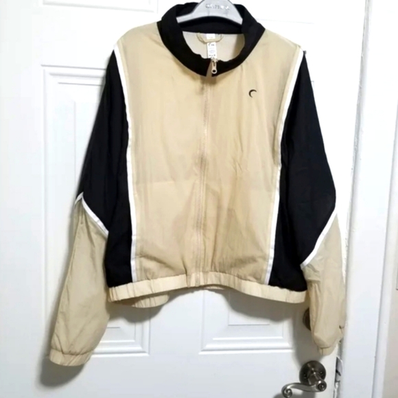 ZYIA Active Color Block Light Jacket  Size: XL. - Picture 5 of 11